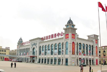 中越边境东兴口岸年通关量首破800万人次 中越边境东兴口岸年通关量首破800万人次