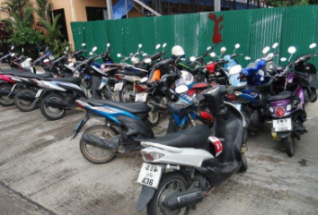 建议中国公民在泰谨慎租驾摩托车 建议中国公民在泰谨慎租驾摩托车