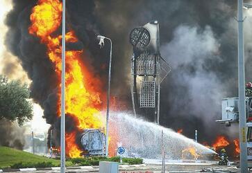 土耳其边境城市遭火箭弹袭击 土耳其边境城市遭火箭弹袭击