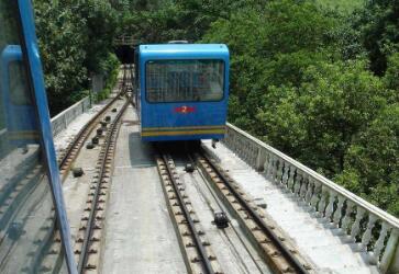 马来西亚升旗山缆车轨道受损暂停开放 马来西亚升旗山缆车轨道受损暂停开放