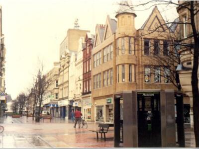 中国驻英国使馆提醒来英留学新生防范电信诈骗 中国驻英国使馆提醒来英留学新生防范电信诈骗.jpg