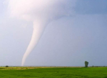 提醒在美国注意防范飓风等极端气候 提醒在美国注意防范飓风等极端气候
