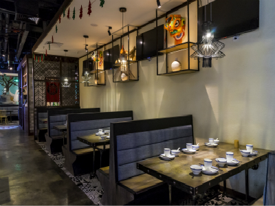 委内瑞拉人民冲击华人店铺 中国使馆发布安全提醒 委内瑞拉人民冲击华人店铺 中国使馆发布安全提醒