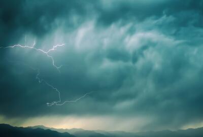 热带风暴将登陆澳州 中领馆吁公民做好防范 热带风暴将登陆澳州 中领馆吁公民做好防范