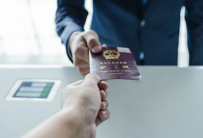 埃航客机失事中国公民遇难家属已办妥护照 埃航客机失事中国公民遇难家属已办妥护照