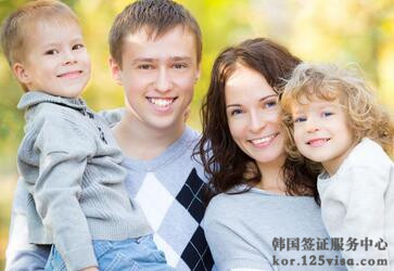 沙先生一家人去韩国旅游成功