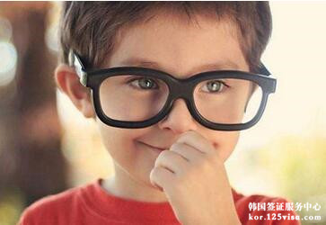 韩国签证照片可以带眼镜吗? 韩国签证照片可以带眼镜吗?