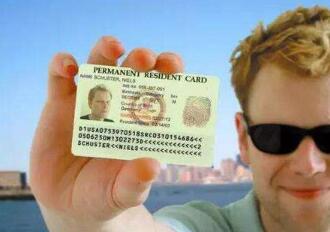 美国签证与绿卡区别 美国签证与绿卡区别