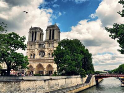 法国签证可以代交材料吗? 法国签证可以代交材料吗?