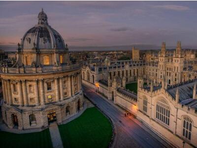 英国签证照片对背景颜色有什么要求吗? 英国签证照片对背景颜色有什么要求吗?