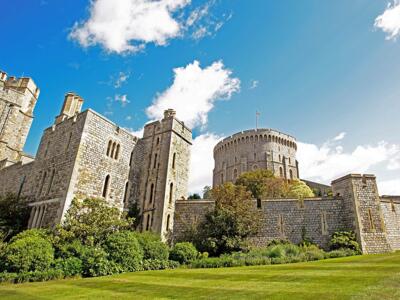 代办英国签证费贵吗? 代办英国签证费贵吗?