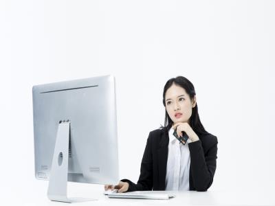 申请签证时只能在网上预约时间吗? 申请签证时只能在网上预约时间吗?