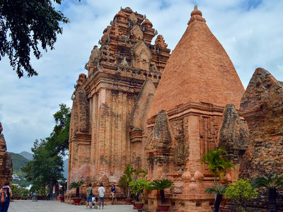 越南签证需要到使馆去申请吗? 越南签证需要到使馆去申请吗?