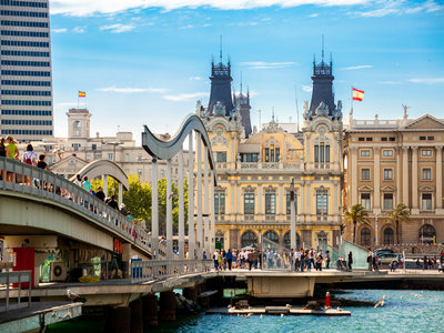 未成年人可以在西班牙签证申请表标上签字吗? 未成年人可以在西班牙签证申请表标上签字吗?