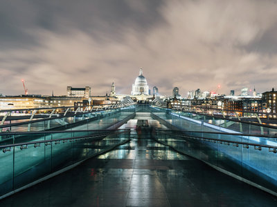 申请英国签证必须提供本人名下的存款证明吗? 申请英国签证必须提供本人名下的存款证明吗?