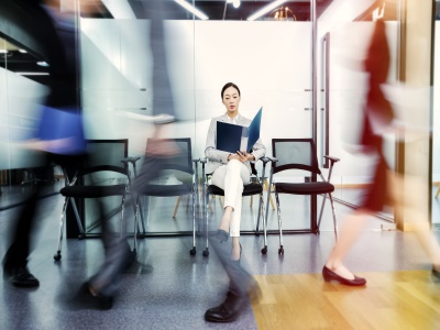 美国签证面试要求使用中文还是英文? 美国签证面试要求使用中文还是英文?