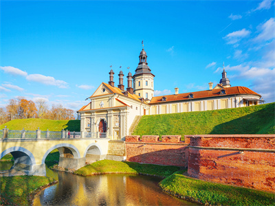 申请俄罗斯旅游签证需要多少钱? 申请俄罗斯旅游签证需要多少钱?